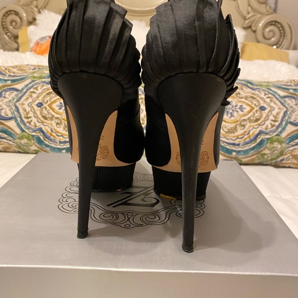 🔥 Black Stilettos on Fire 🔥 - Picture 3 of 8